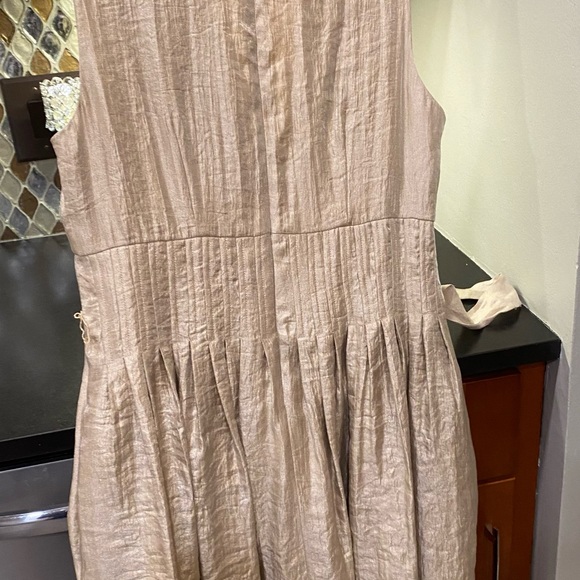 Maggie London Gold party / cocktail dress size 14 NWOT - Picture 2 of 4